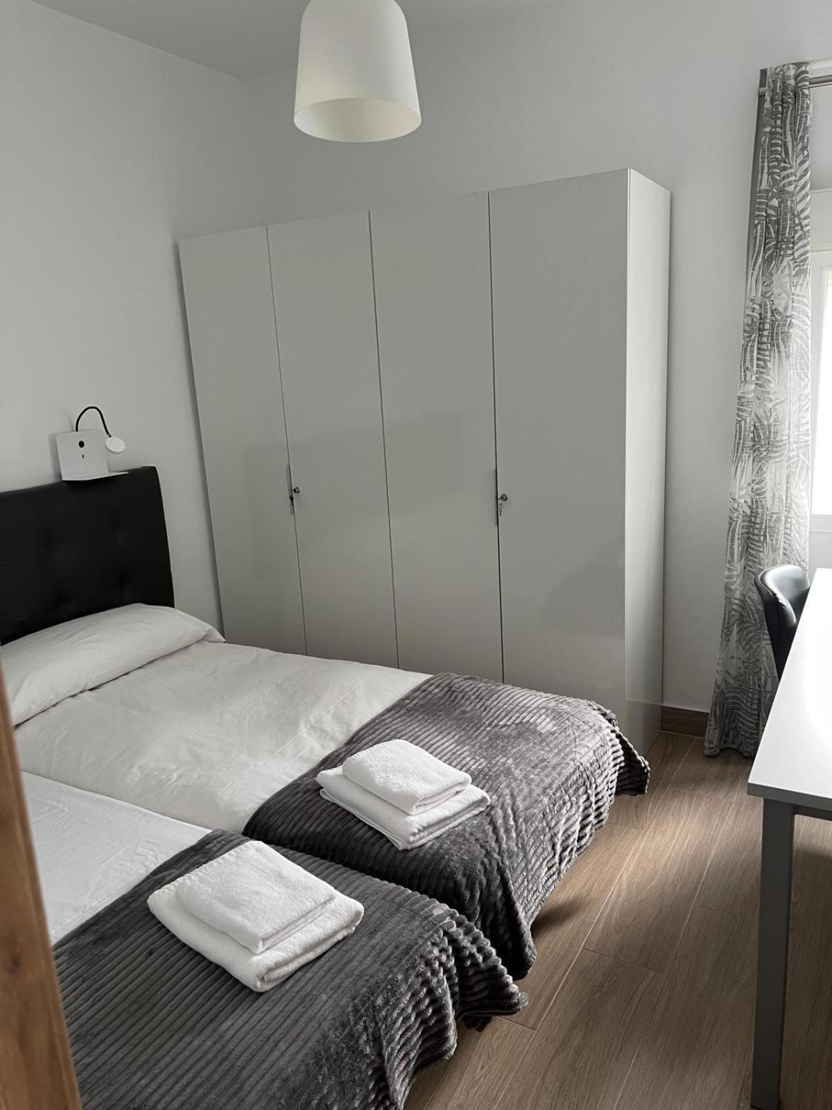 H&H Suite Espectacular Apartamento En El Centro De グラナダ エクステリア 写真