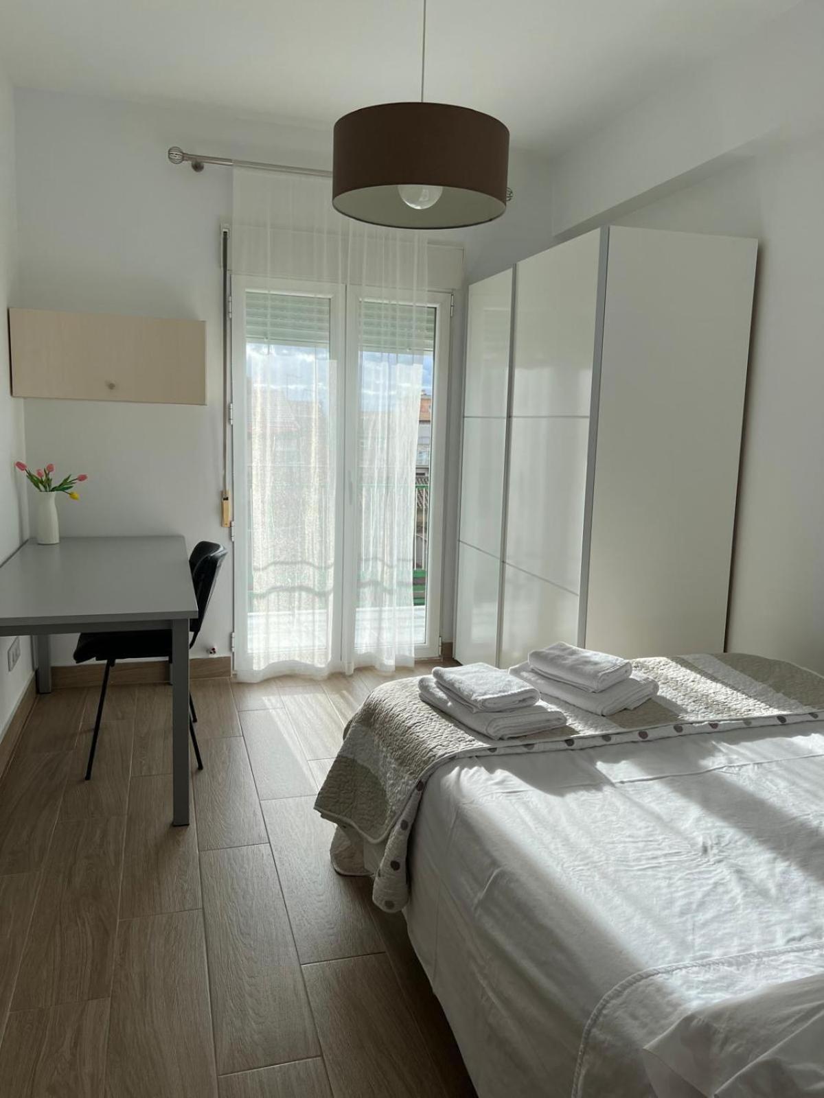 H&H Suite Espectacular Apartamento En El Centro De グラナダ エクステリア 写真